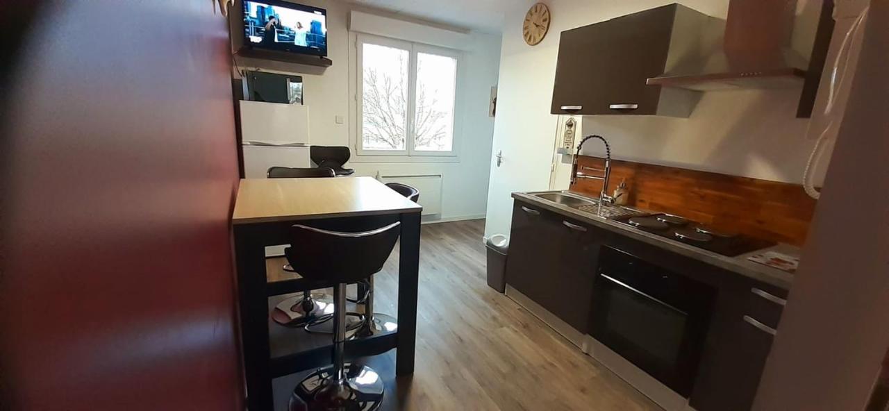 Residences Du Palmier Сан-Лоран-сюр-Севр Екстериор снимка